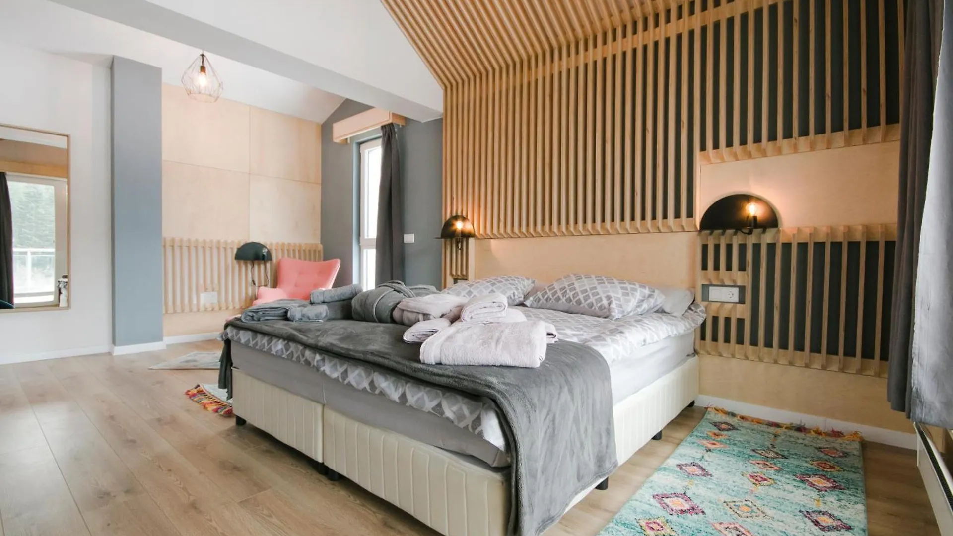 Signature Penthouse With Jacuzzi And Sauna And 4 Bedrooms Bansko